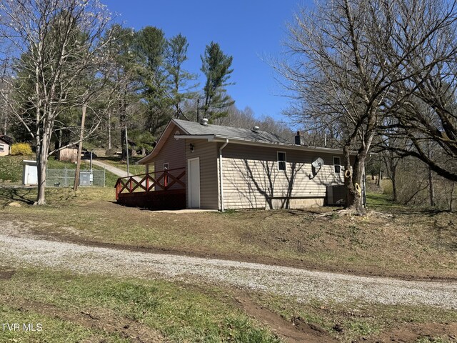 1297 Dry Creek Rd, Blackwater, VA 24221 - photo 36