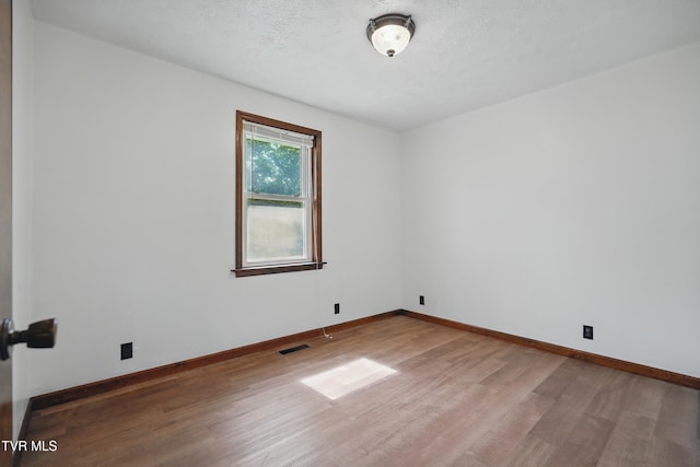 529 Hiwassee St, Mount Carmel, TN 37645 - photo 18