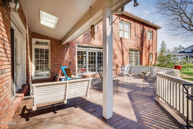 1221 Radcliffe Ave, Kingsport, TN 37664 - view of wooden deck