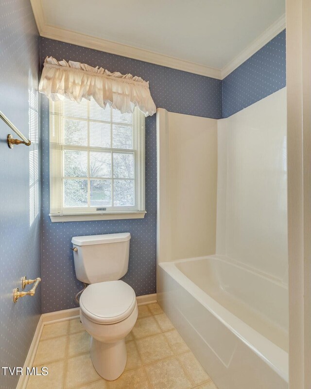 2017 Springfield Ave, Kingsport, TN 37664 - bathroom with baseboards, wallpapered walls, crown molding, and toilet