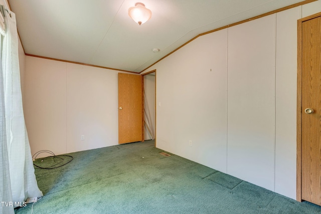 120 Bear Hollow Rd, Bristol, TN 37620 - carpeted empty room featuring lofted ceiling
