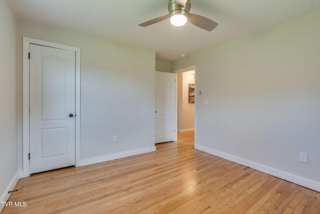 533 Sequoyah Dr, Kingsport, TN 37660 - unfurnished bedroom featuring light wood finished floors, baseboards, and a ceiling fan
