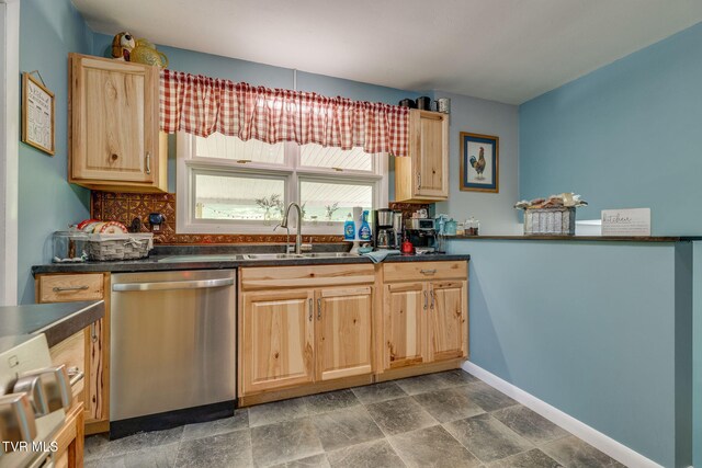 1703 Rock Springs Rd, Kingsport, TN 37664 - photo 20