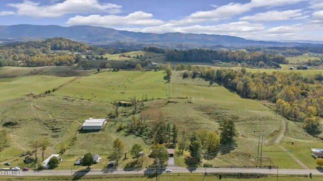 1056 White Top Rd, Bluff City, TN 37618