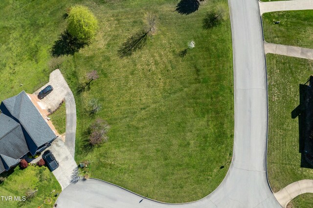 307 Carrie Cir, Mount Carmel, TN 37645 - photo 31