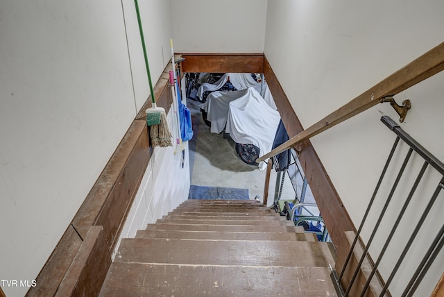 216 Nelson Ave, Piney Flats, TN 37686 - view of stairs