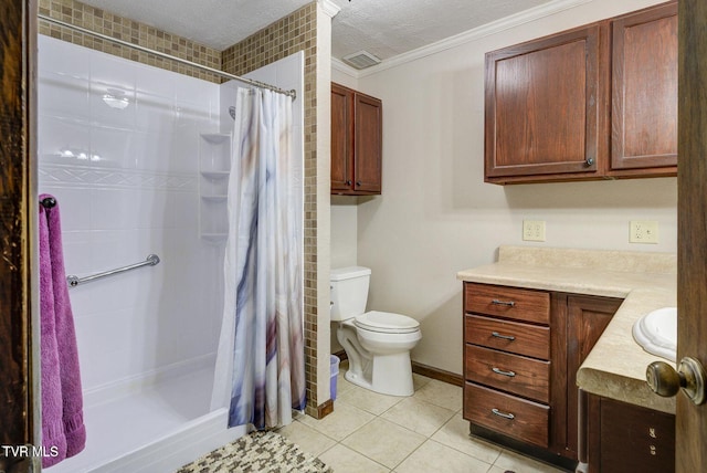 166 Lonesome Dove Ln, Elizabethton, TN 37643 - full bath featuring visible vents, toilet, a textured ceiling, vanity, and a stall shower