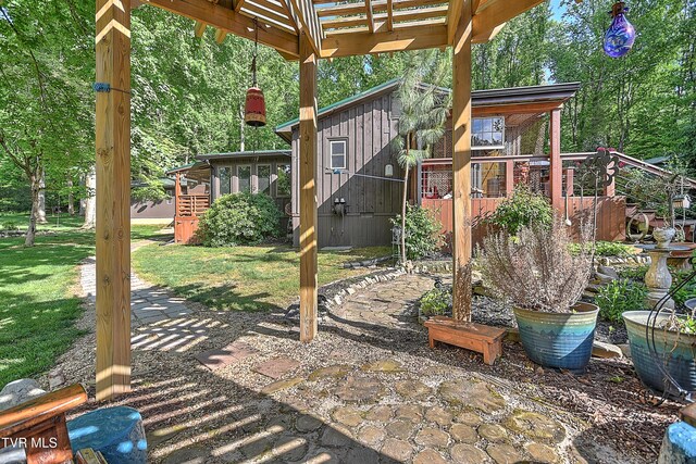 521 Baywood Dr, Piney Flats, TN 37686 - view of patio / terrace featuring a deck