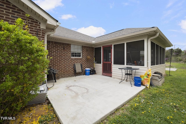 253 Crockett Dr Unit 253, Church Hill, TN 37642 - view of patio with a sunroom