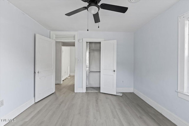 2510 Shelby St, Bristol, TN 37620 - unfurnished bedroom featuring a ceiling fan, baseboards, a closet, and light wood-type flooring