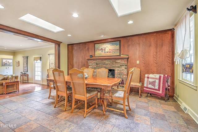 216 Forest Hills Dr, Bristol, TN 37620 - dining space featuring baseboards, ornamental molding, stone tile flooring, and recessed lighting