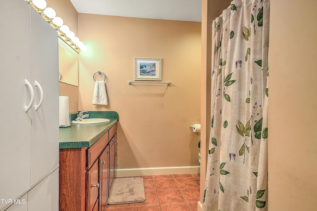 216 Forest Hills Dr, Bristol, TN 37620 - full bath featuring tile patterned flooring, vanity, baseboards, and a shower with curtain