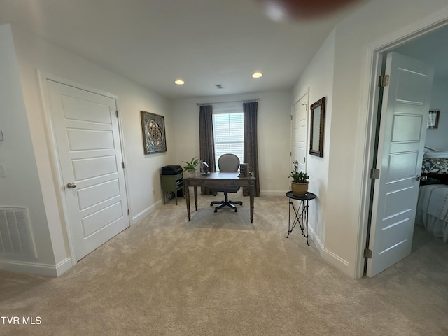 office space with light carpet, baseboards, visible vents, and recessed lighting