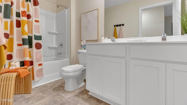 1128 Aspen Ter, Greeneville, TN 37745 - full bath with shower / tub combo with curtain, vanity, and toilet