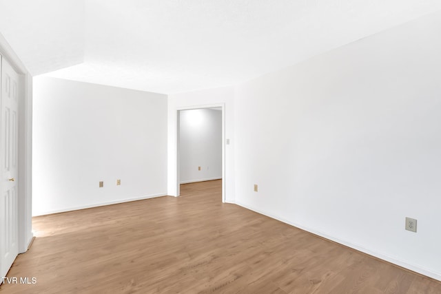 511 Hickory Rd Unit 511, Bristol, TN 37620 - empty room with light wood-style flooring and baseboards