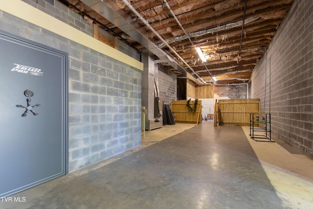 20268 Heron Cir, Abingdon, VA 24211 - below grade area with concrete block wall
