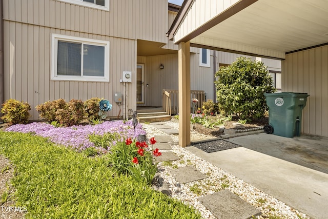 1023 Pebble Dr, Bristol, VA 24201 - view of exterior entry