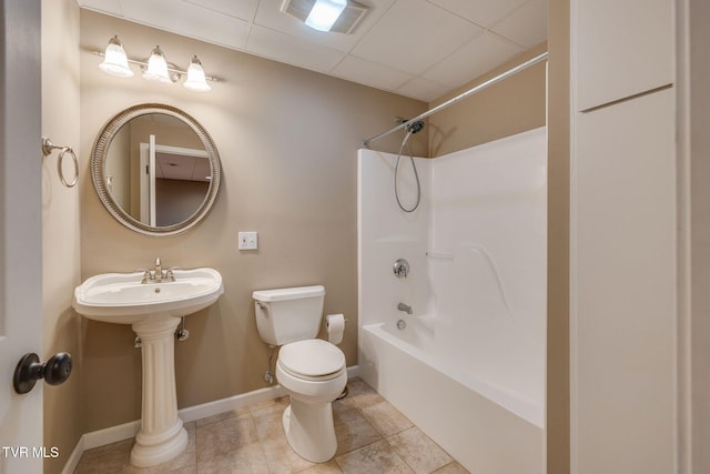 full bath with visible vents, shower / bathtub combination, baseboards, toilet, and tile patterned floors