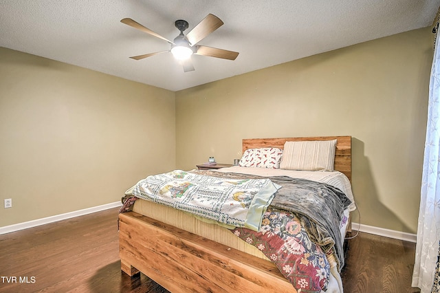305 Waterford Ct Unit 305, Johnson City, TN 37615 - bedroom with baseboards, a ceiling fan, wood finished floors, and a textured ceiling