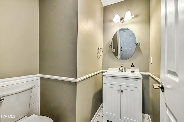 305 Waterford Ct Unit 305, Johnson City, TN 37615 - half bathroom featuring toilet and vanity