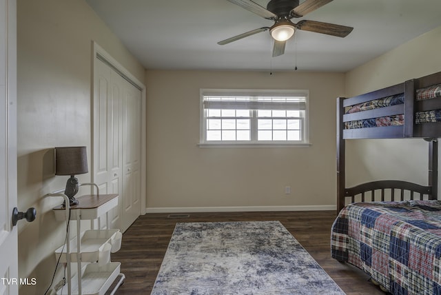 368 New Hope Rd, Jonesborough, TN 37659 - bedroom with dark wood-type flooring, a closet, and a ceiling fan