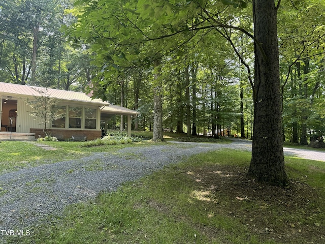 view of home's community with driveway