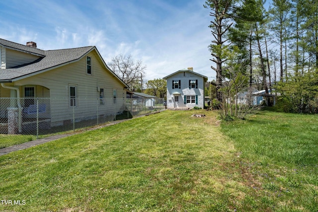 227 N Murphey St, Mountain City, TN 37683 - photo 3