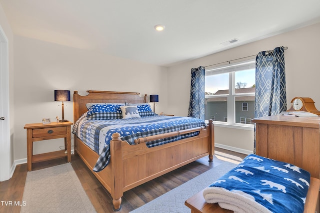1245 Cherry Grv, Greeneville, TN 37745 - bedroom with wood finished floors, baseboards, and recessed lighting