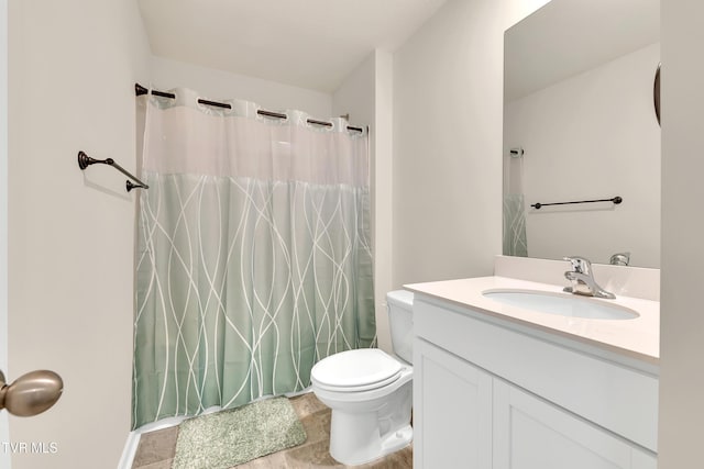 1245 Cherry Grv, Greeneville, TN 37745 - full bath featuring vanity, toilet, and a shower with shower curtain