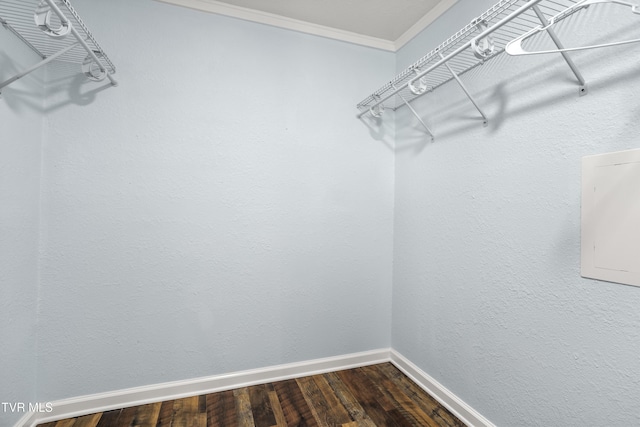 1219 Ledford St, Elizabethton, TN 37643 - spacious closet with dark wood-type flooring