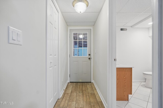 536 Chadwell Rd, Kingsport, TN 37660 - doorway featuring baseboards and visible vents