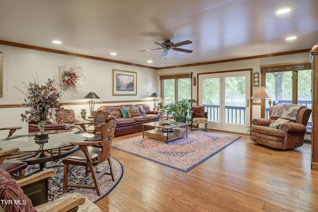 768 Lake Point Dr, Piney Flats, TN 37686 - living room featuring light wood finished floors, a ceiling fan, ornamental molding, and recessed lighting