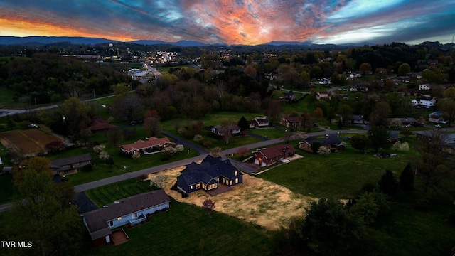 330 Bogey Dr, Abingdon, VA 24211 - bird's eye view featuring a mountain view
