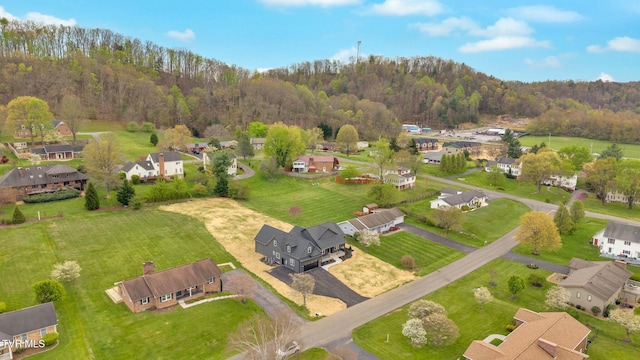 330 Bogey Dr, Abingdon, VA 24211 - bird's eye view with a forest view and a residential view
