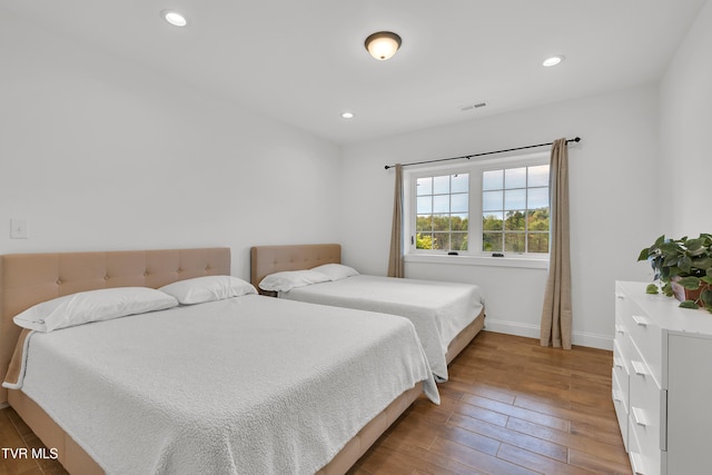 2040 Happy Valley Rd, Limestone, TN 37681 - bedroom featuring recessed lighting, baseboards, hardwood / wood-style flooring, and visible vents