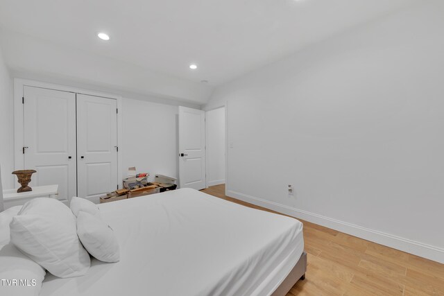 2040 Happy Valley Rd, Limestone, TN 37681 - bedroom featuring recessed lighting, baseboards, a closet, and light wood-style floors