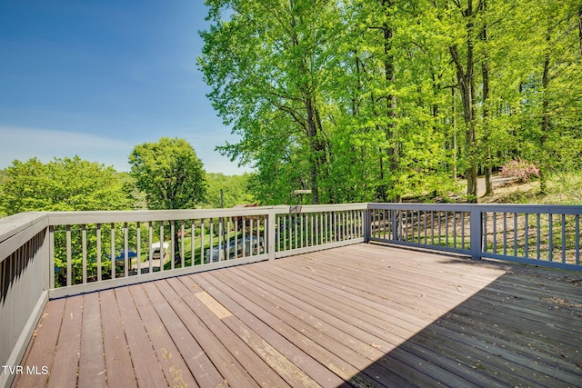 112 Fairwood St, Kingsport, TN 37660 - view of wooden deck