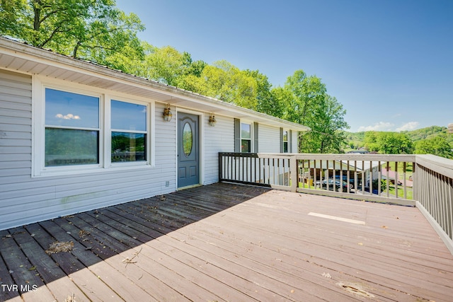 112 Fairwood St, Kingsport, TN 37660 - view of wooden terrace