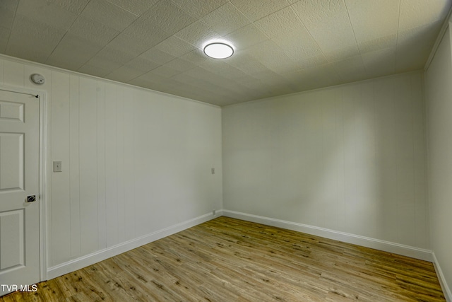 908 Columbia Rd, Bristol, TN 37620 - empty room featuring baseboards and wood finished floors