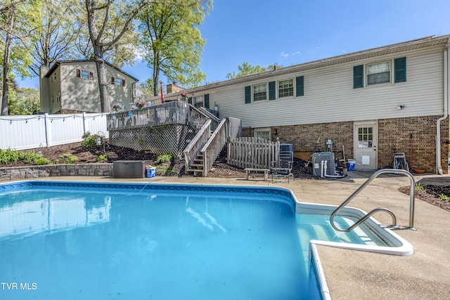 607 Dover Ave, Mount Carmel, TN 37645 - photo 5