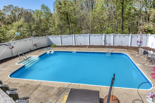 607 Dover Ave, Mount Carmel, TN 37645 - photo 7
