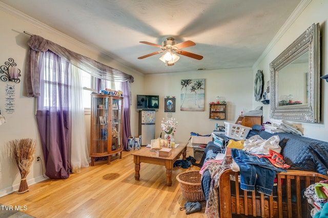 226 Delaney St, Bristol, TN 37620 - miscellaneous room featuring crown molding, wood finished floors, and a ceiling fan