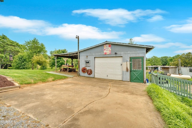 20 Chuckey College St, Chuckey, TN 37641 - garage featuring concrete driveway