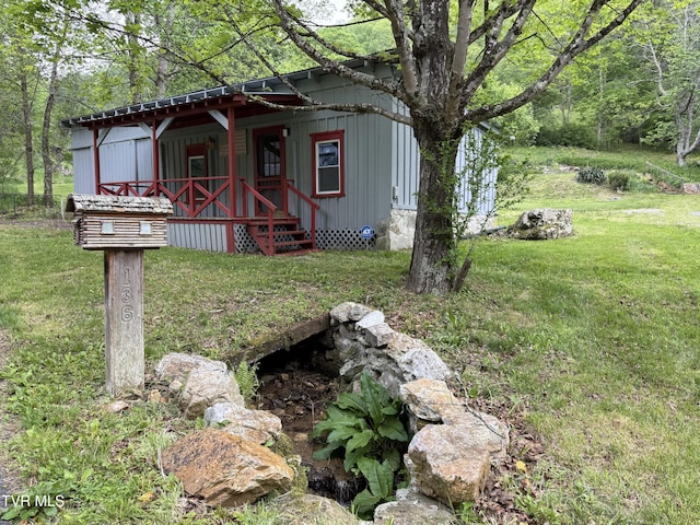 136 Gentry Mountain Rd, Erwin, TN 37650 - exterior space with a front yard