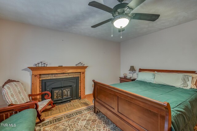 1010 Heaton Creek Rd, Roan Mountain, TN 37687 - bedroom featuring baseboards and ceiling fan