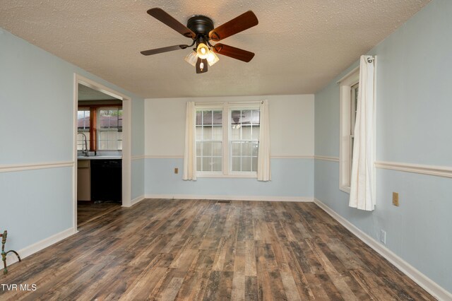 110 Ferry Rd, Surgoinsville, TN 37873 - photo 7