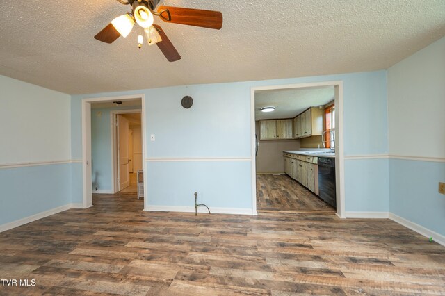 110 Ferry Rd, Surgoinsville, TN 37873 - photo 6