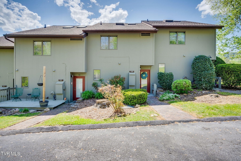 209 Willowbend Ln, Kingsport, TN 37660 - view of front of property