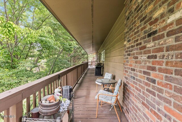 1902 Lamont St, Kingsport, TN 37664 - view of wooden terrace