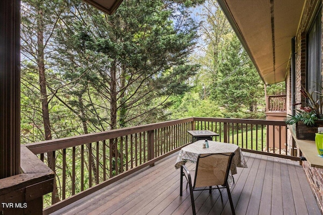 1902 Lamont St, Kingsport, TN 37664 - wooden deck with outdoor dining area